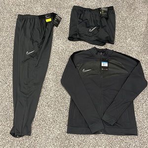 Nike Womens Soccer Academy Set (Pants, Shorts, Jacket) - NWT